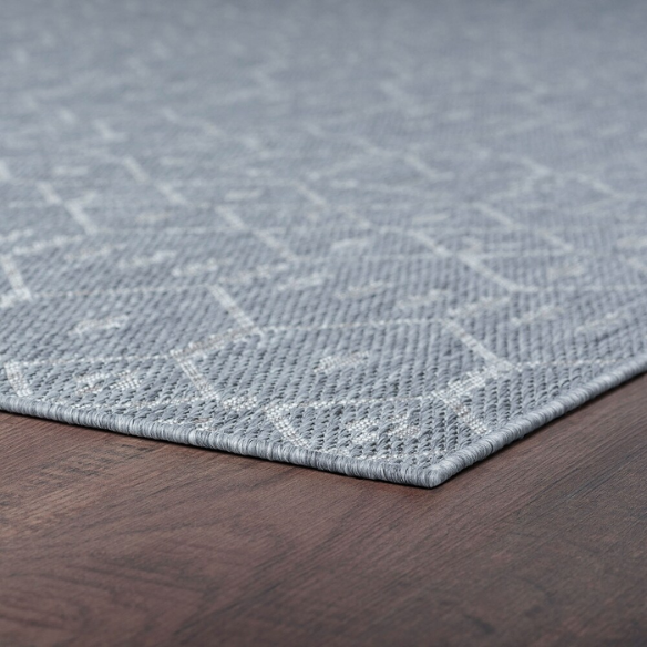 Boho-Inspired Greyish Blue & Ivory Geometric Rug – Fade & Stain-Resistant, Low-Pile, Perfect for High-Traffic Indoor/Outdoor Spaces
