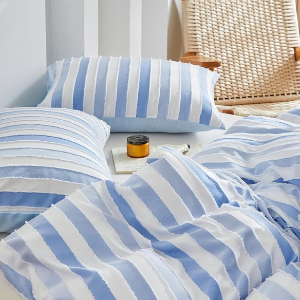 Luxurious Tufted Duvet Cover Set – Queen Size | Striped Textured Boho Bedding | Ultra-Soft Washed Microfiber | 3-Piece Set