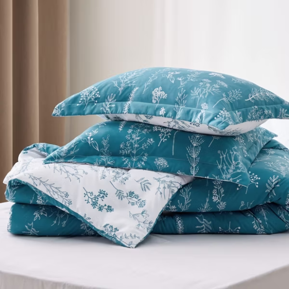 Floral Comforter Set – Stylish and Cozy Bedding with Cute Floral Pattern for a Beautiful Bedroom Makeover