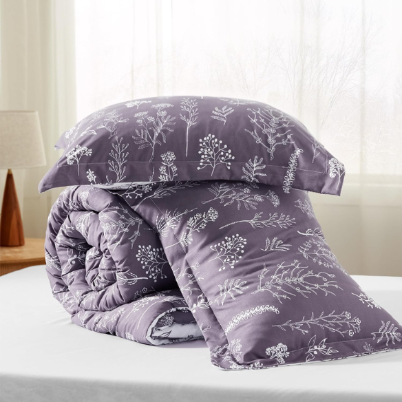 Floral Comforter Set – Stylish and Cozy Bedding with Cute Floral Pattern for a Beautiful Bedroom Makeover