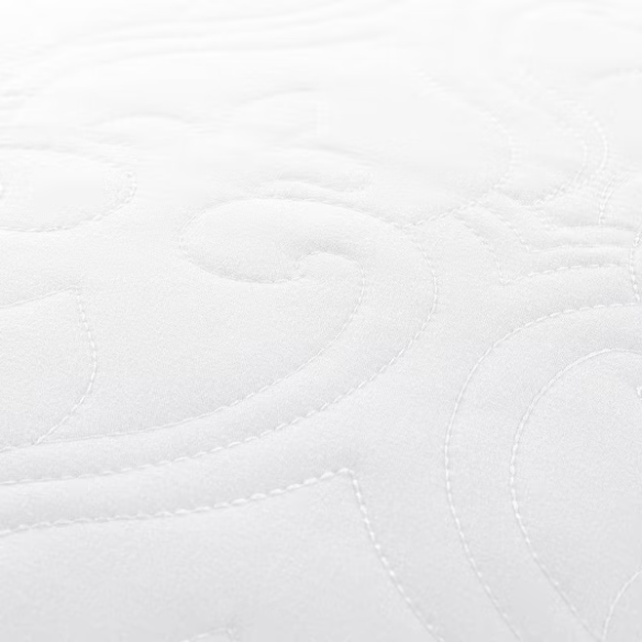Lightweight Ultra Soft Quilt Set – Stain-Resistant, Machine Washable Bedding