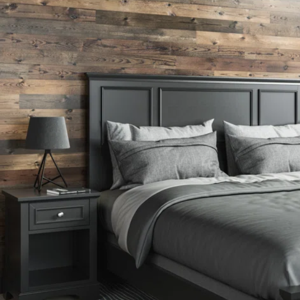 Queen Size Solid Wood Bed with Polished Finish and Classic Design