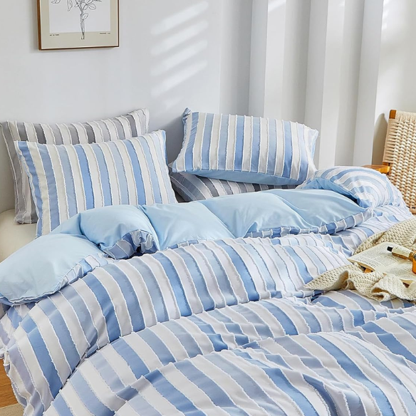 Luxurious Tufted Duvet Cover Set – Queen Size | Striped Textured Boho Bedding | Ultra-Soft Washed Microfiber | 3-Piece Set