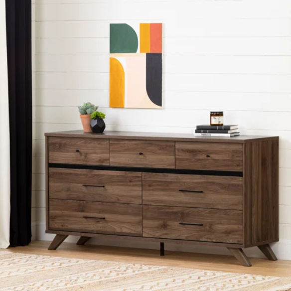 Rustic Restoration Queen Platform Configurable Bedroom Set with 7-Drawer Dresser, Nightstand, and Scandinavian-Inspired Design