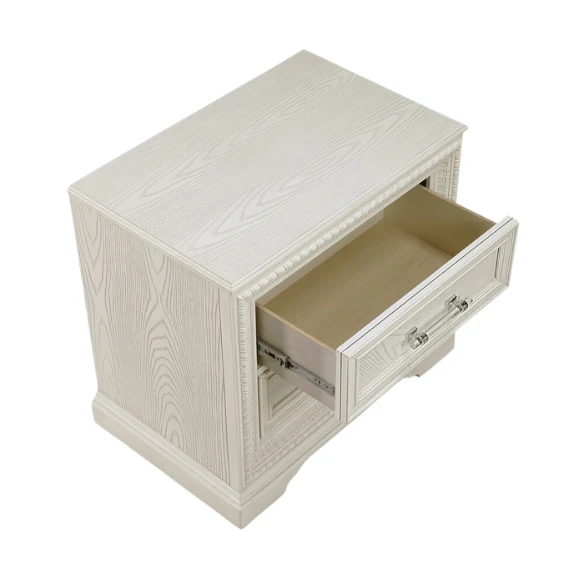 5-Piece Cream Panel Bedroom Set – Timeless Elegance and Tranquil Charm with Elegant Detailing and Durable Craftsmanship