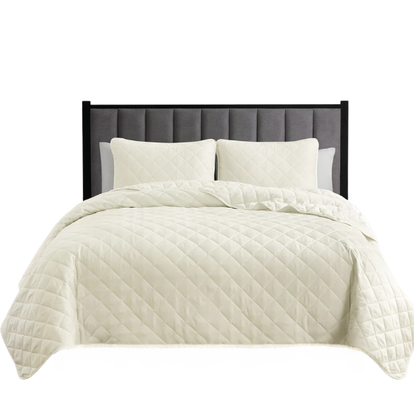 Microfiber Reversible Diamond Quilt Set – Soft, Stylish, and Hypoallergenic Bedding for Ultimate Comfort