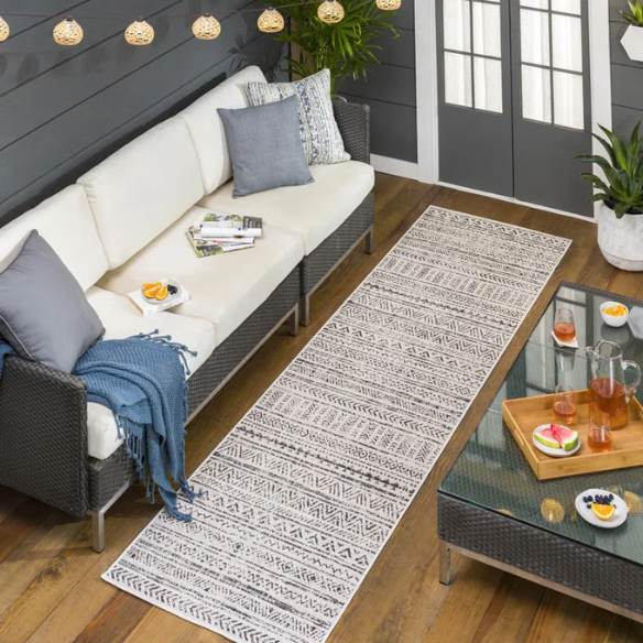 Striped Geometric Area Rug – Charcoal & Off-White, Durable Polypropylene, Low-Pile Design for High-Traffic Indoor/Outdoor Spaces