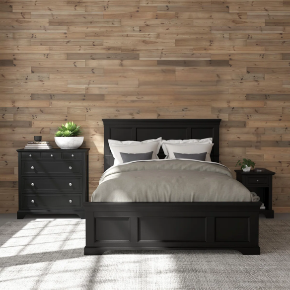 Elegant Queen Bedroom Set in Solid Black Wooden Design