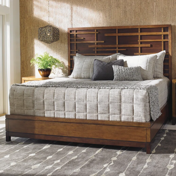Solid Wood Standard Configurable Bedroom Set – Elegant Pan-Asian Fretwork Headboard with Dark Walnut Accents, Contrasting Back Panel, and Stylish Side Rails and Feet – Timeless Design for a Sophisticated Bedroom
