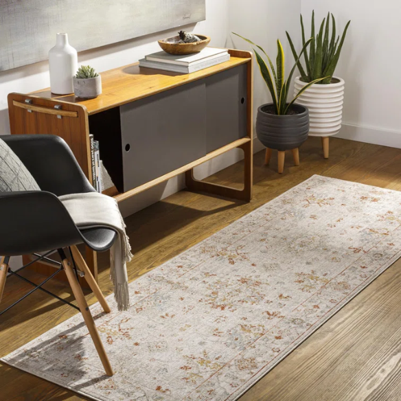 Elegant Oriental Rug – Stain-Resistant, High-Low Pile, Machine Woven with Fringed Detailing