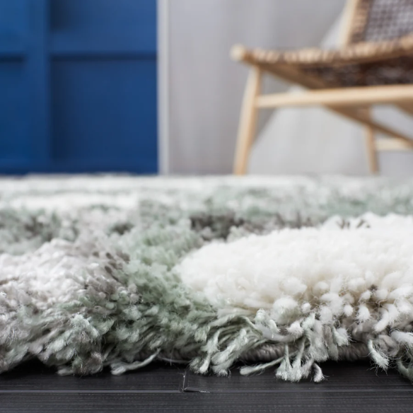 Plush Abstract Green, Grey, and White Pattern Shag Rug