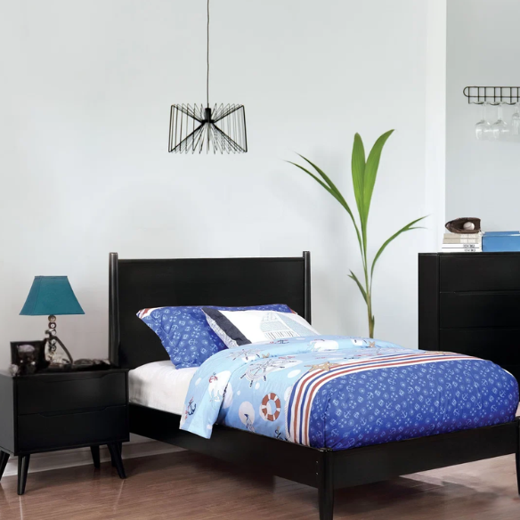 Chic Black 3-Piece Bedroom Set: Timeless Style for Modern Living