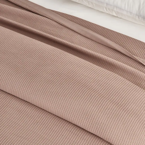 Cotton Waffle Weave Bed Blanket – Dusty Rose | All-Season Breathable Layer