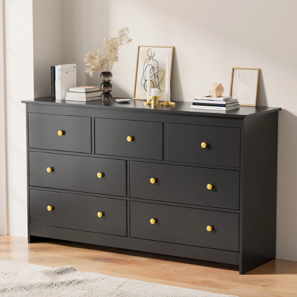 Classic & Modern 7-Drawer Dresser with Matte Wood Finish and Elegant Metal Knobs