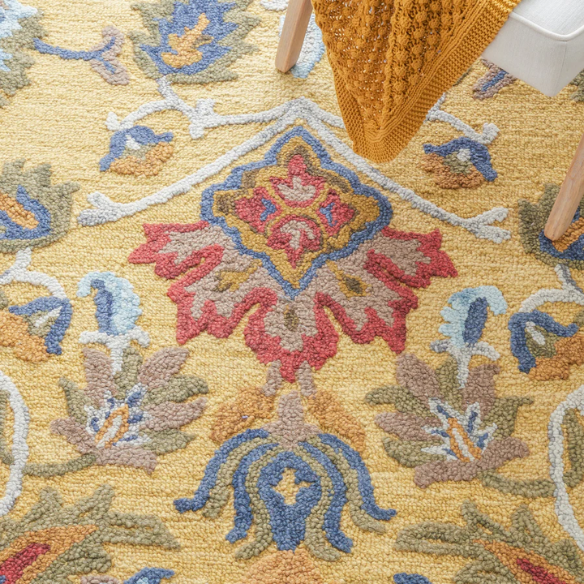 Tufted Wool Area Rug – Luxurious Floral Design