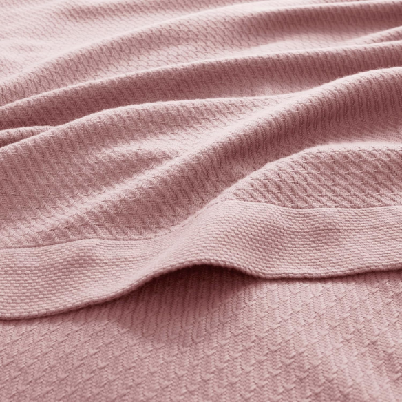 Dust Rose Egyptian Cotton Quilted Blanket – Soft, Breathable & All-Season Comfort