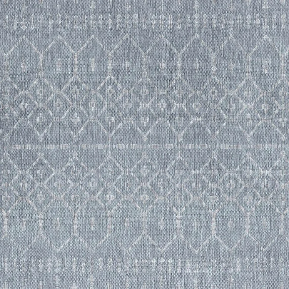 Boho-Inspired Greyish Blue & Ivory Geometric Rug – Fade & Stain-Resistant, Low-Pile, Perfect for High-Traffic Indoor/Outdoor Spaces