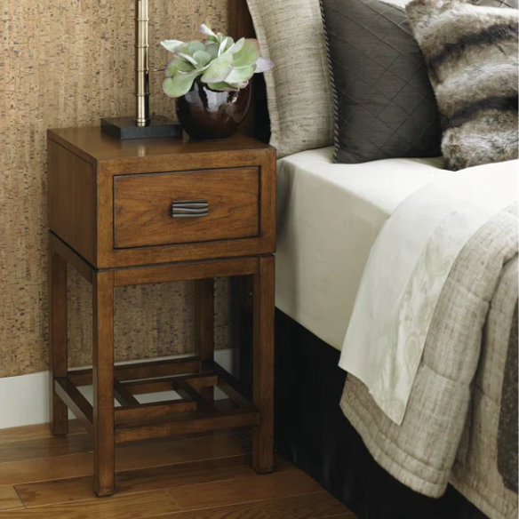 Solid Wood Standard Configurable Bedroom Set – Elegant Pan-Asian Fretwork Headboard with Dark Walnut Accents, Contrasting Back Panel, and Stylish Side Rails and Feet – Timeless Design for a Sophisticated Bedroom
