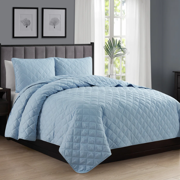 Microfiber Reversible Diamond Quilt Set – Soft, Stylish, and Hypoallergenic Bedding for Ultimate Comfort
