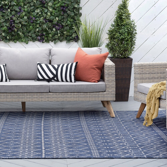 Boho-Inspired Navy & Grey Geometric Rug – Fade & Stain-Resistant, Low-Pile, Perfect for High-Traffic Indoor/Outdoor Spaces