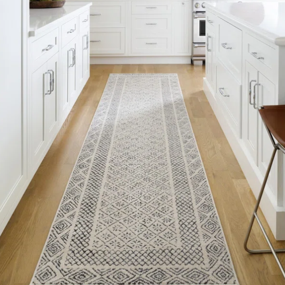 Elegant Light Beige Area Rug – Versatile
