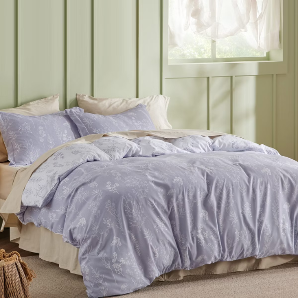 Floral Comforter Set – Stylish and Cozy Bedding with Cute Floral Pattern for a Beautiful Bedroom Makeover