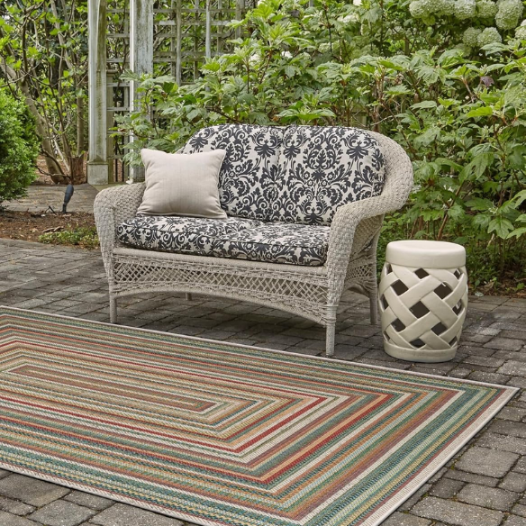Coastal-Inspired Geometric Rug – Fade & Stain-Resistant, Green & Orange Pattern, Ideal for Indoor/Outdoor Use