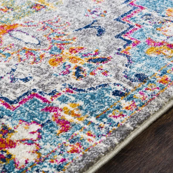 Timeless Traditional Woven Area Rug – Machine-Woven Polypropylene, Medium Pile, Durable and Easy to Clean