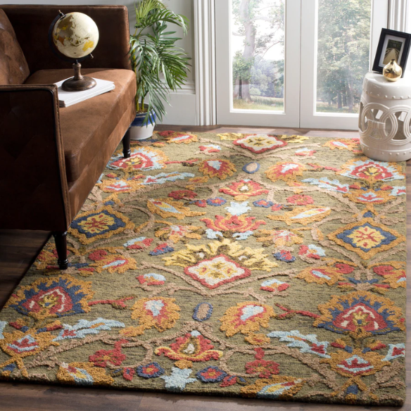 Tufted Wool Area Rug – Luxurious Floral Design