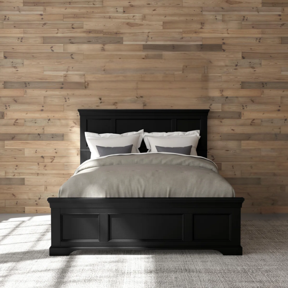 Elegant Queen Bedroom Set in Solid Black Wooden Design