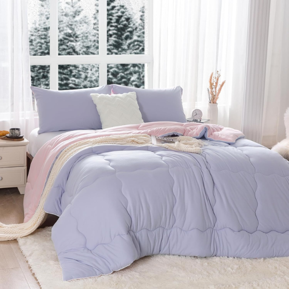 Luxurious Reversible King Size Comforter Set – Ultra-Soft and Warm with Cozy Breathable Fabric, Includes Down Alternative Quilt and 2 Pillow Shams