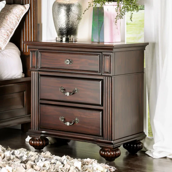 Elegant Traditional 4-Piece Walnut Wood Poster Bedroom Set with Floral Carved Headboard and Fluted Detailing