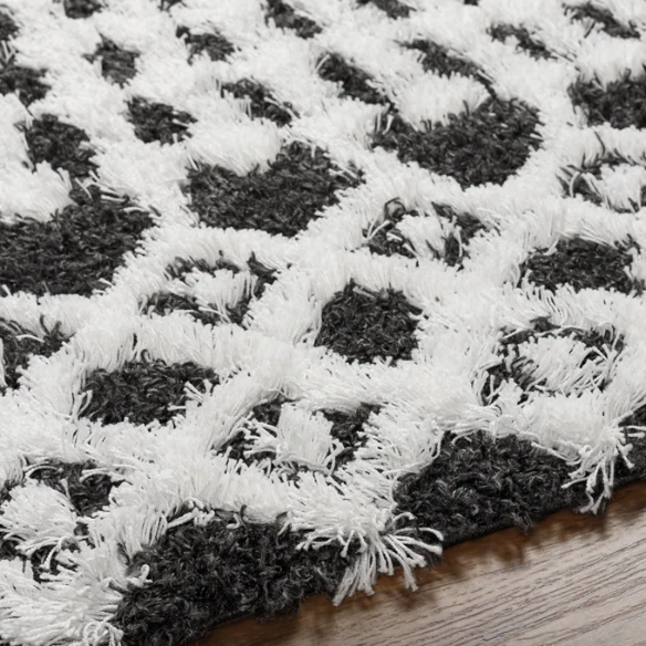 Contemporary Geometric Area Rug – Striking Design, Durable Construction, and Timeless Charm for Your Home