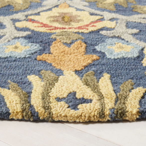Tufted Wool Area Rug – Luxurious Floral Design