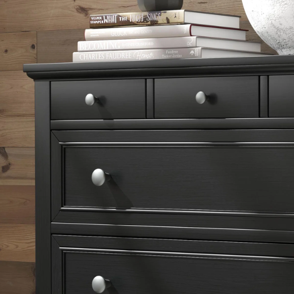 Elegant Queen Bedroom Set in Solid Black Wooden Design
