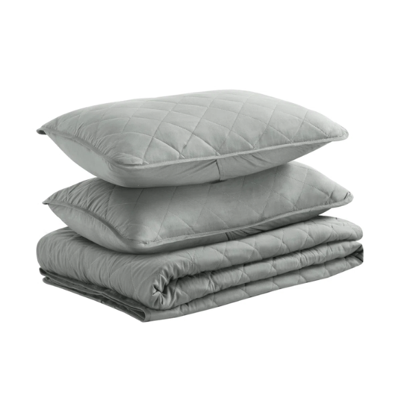Microfiber Reversible Diamond Quilt Set – Soft, Stylish, and Hypoallergenic Bedding for Ultimate Comfort
