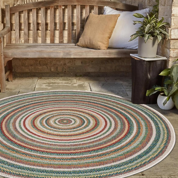 Coastal-Inspired Geometric Rug – Fade & Stain-Resistant, Green & Orange Pattern, Ideal for Indoor/Outdoor Use