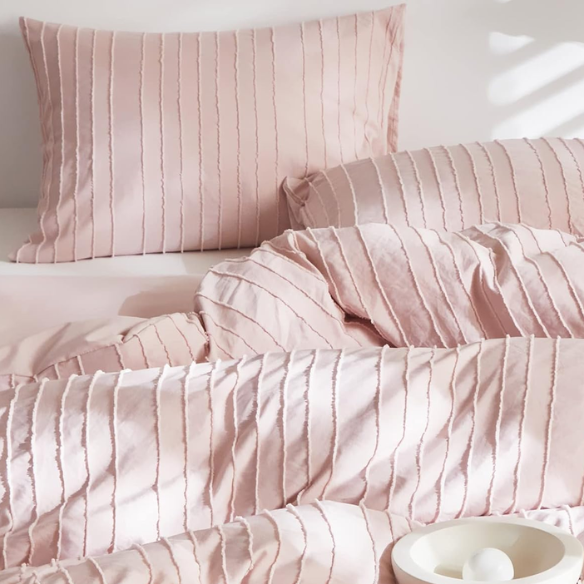 Luxurious Tufted Duvet Cover Set – Queen Size | Striped Textured Boho Bedding | Ultra-Soft Washed Microfiber | 3-Piece Set