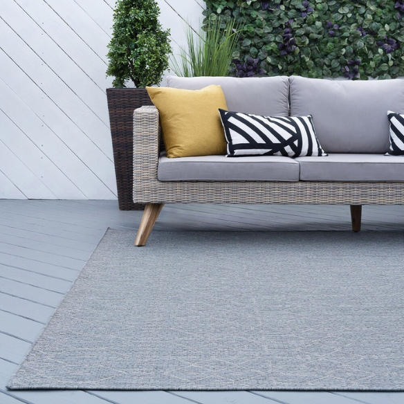 Boho-Inspired Greyish Blue & Ivory Geometric Rug – Fade & Stain-Resistant, Low-Pile, Perfect for High-Traffic Indoor/Outdoor Spaces