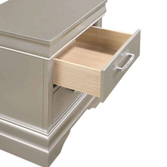 Luxurious 4-Piece Full Double Bedroom Set – Glamorous Faux Leather Design with Elegant Detailing