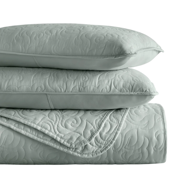 Elegant Floral Stitching Quilt Set – Ultra-Soft, Hypoallergenic, and Machine Washable Bedding for All Seasons