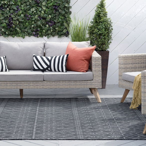 Boho-Inspired Charcoal & Light Grey Geometric Rug – Fade & Stain-Resistant, Low-Pile, Perfect for High-Traffic Indoor/Outdoor Spaces