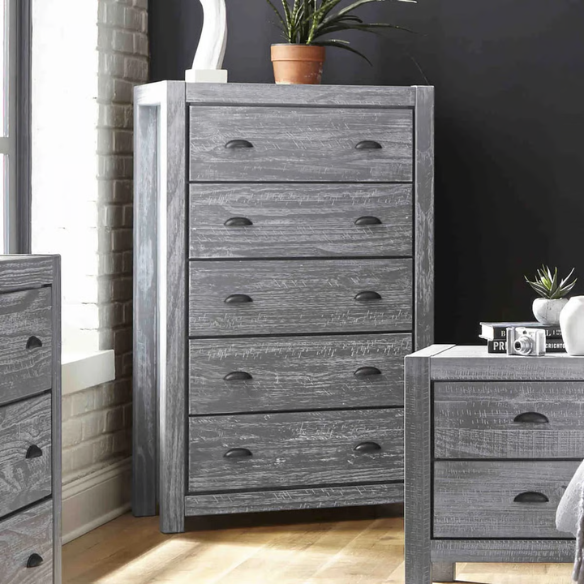 Elevate Your Bedroom with a 5-Piece King Bedroom Set – Solid Wood Construction, Ample Storage, and Timeless Sophistication at a Steal
