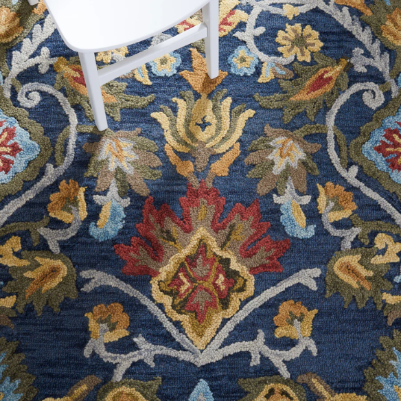 Tufted Wool Area Rug – Luxurious Floral Design