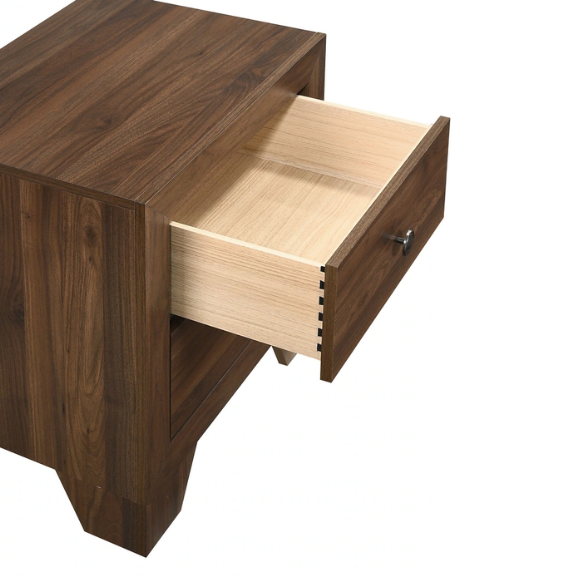 Elegant 5-Piece Cherry Brown Transitional Wood Grain Panel Bedroom Set with Timeless Style and Modern Touch