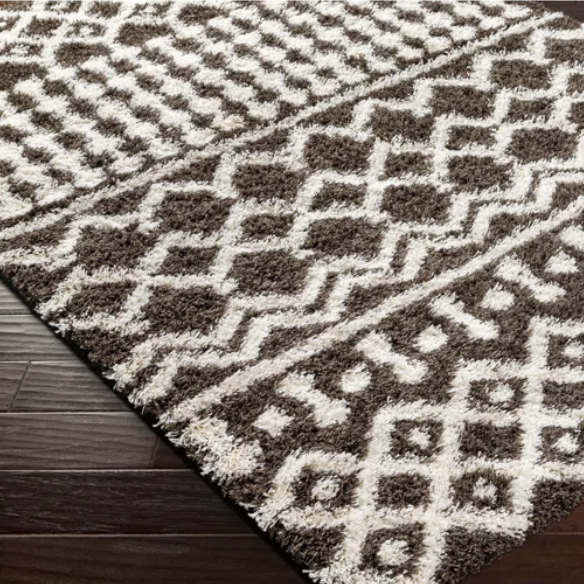 Contemporary Geometric Area Rug – Striking Design, Durable Construction, and Timeless Charm for Your Home