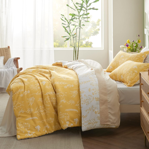 Floral Comforter Set – Stylish and Cozy Bedding with Cute Floral Pattern for a Beautiful Bedroom Makeover