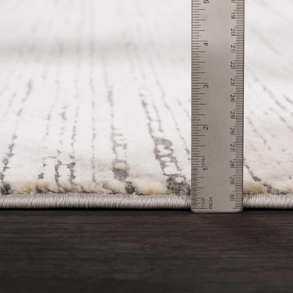 Modern Abstract Gray Area Rug – Stain-Resistant, High-Low Pile, Distressed Ivory Hues for a Relaxed, Stylish Touch