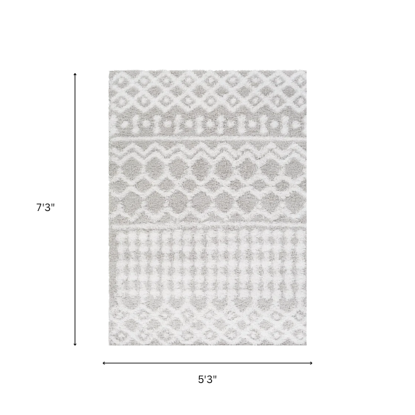 Contemporary Geometric Area Rug – Striking Design, Durable Construction, and Timeless Charm for Your Home