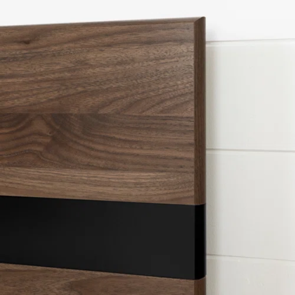 Rustic Restoration Queen Platform Configurable Bedroom Set with 7-Drawer Dresser, Nightstand, and Scandinavian-Inspired Design